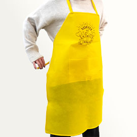 栗山米菓様のオリジナル不織布エプロン