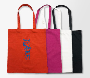 4カラー展開の着色コットンバッグ