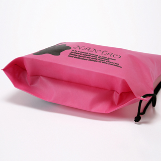 不織布のオリジナルバッグ製作事例・ナップショルダーバッグ