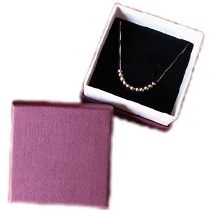 アクセサリー用のギフトボックス